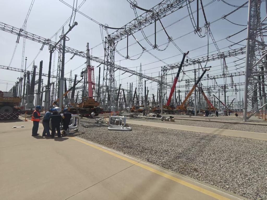 C1F52CD159F48B21BD25180C0A7_5E6F0EC0_25EE2